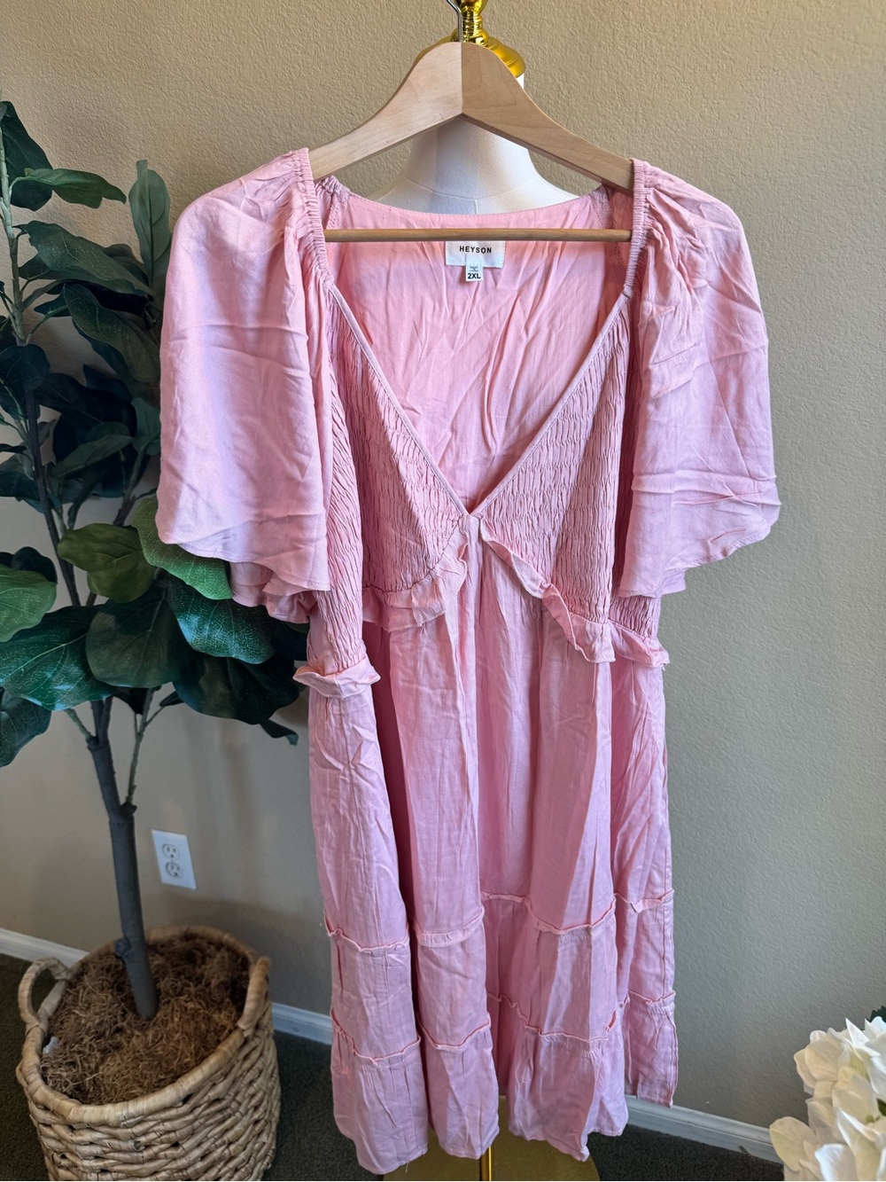NWOT Heyson Pink Tiered Mini Dress 2XL – Flowy Smocked V-Neck Rayon Short Sleeve